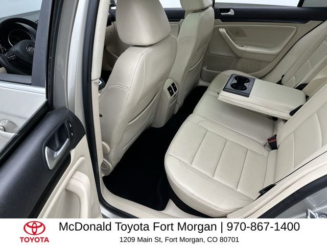 Used 2013 Silver Volkswagen 2.0L TDI image 22