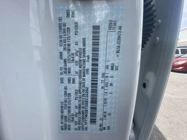 Used 2025 White Ford XLT image 27