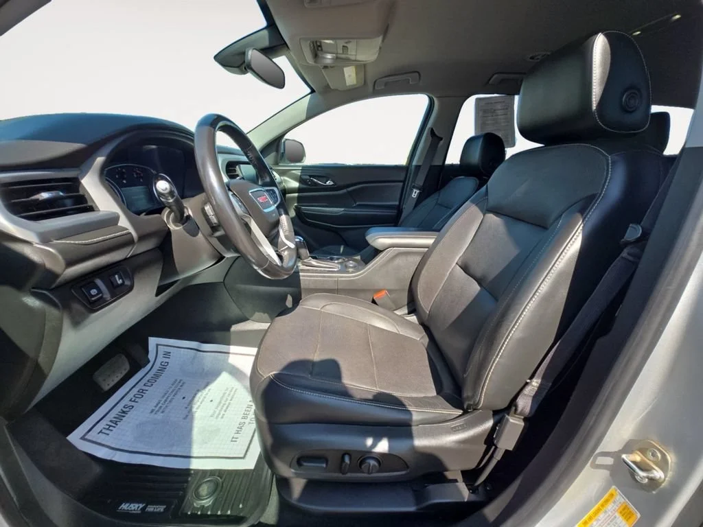 Used 2017 QUICKSILVER METALLIC GMC SLT image 11
