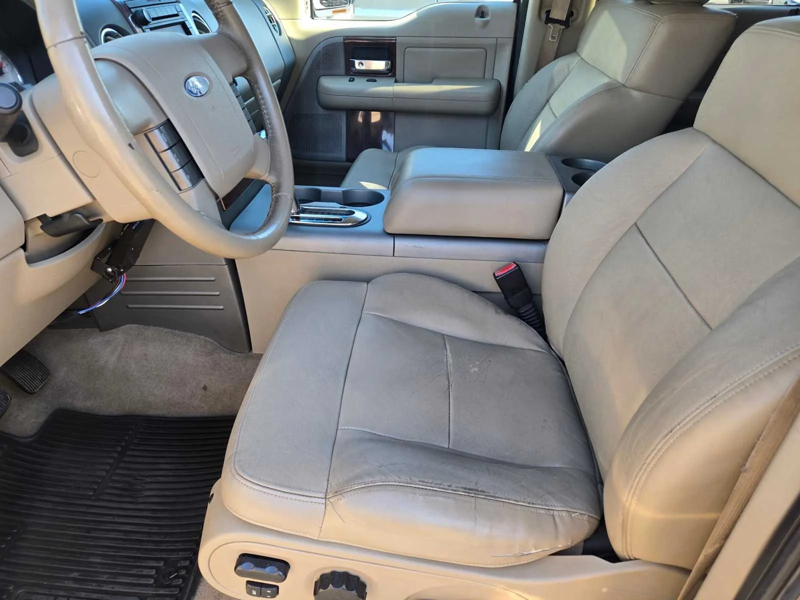 Used 2007  Ford XLT image 21