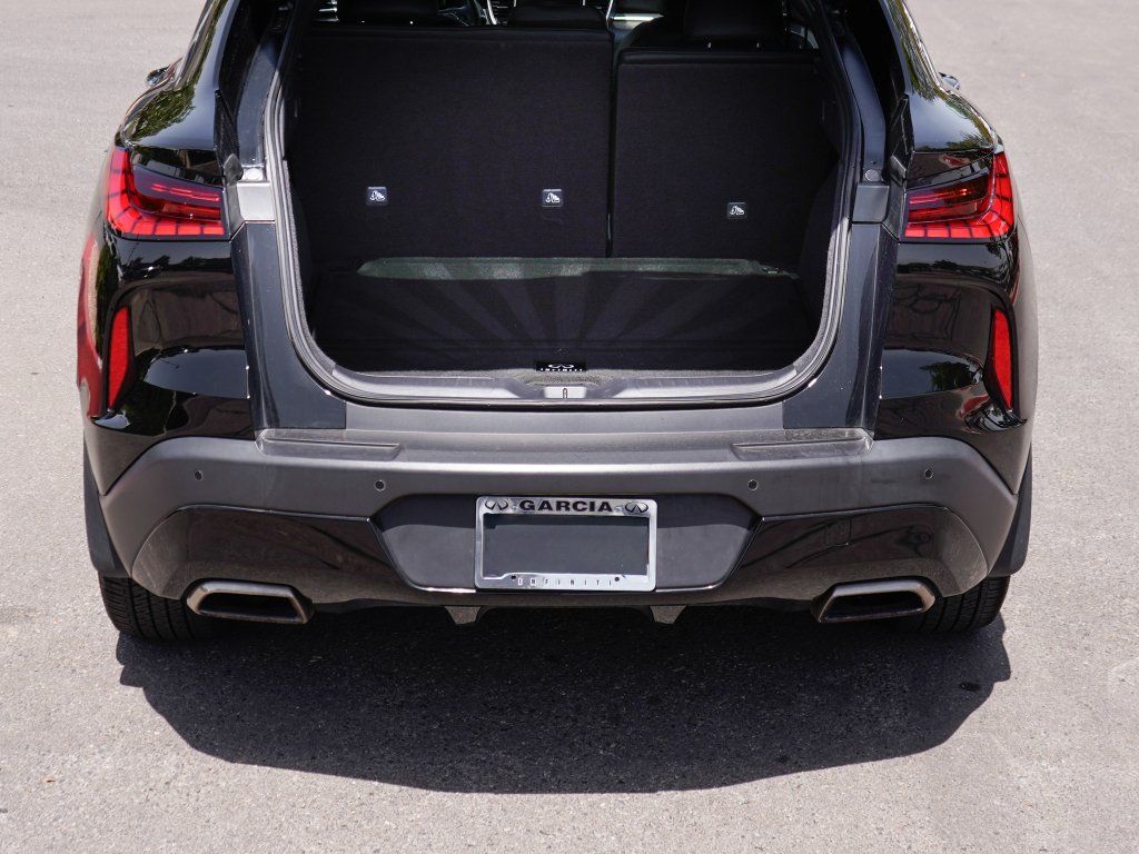 Used 2024 Black Obsidian INFINITI LUXE image 12