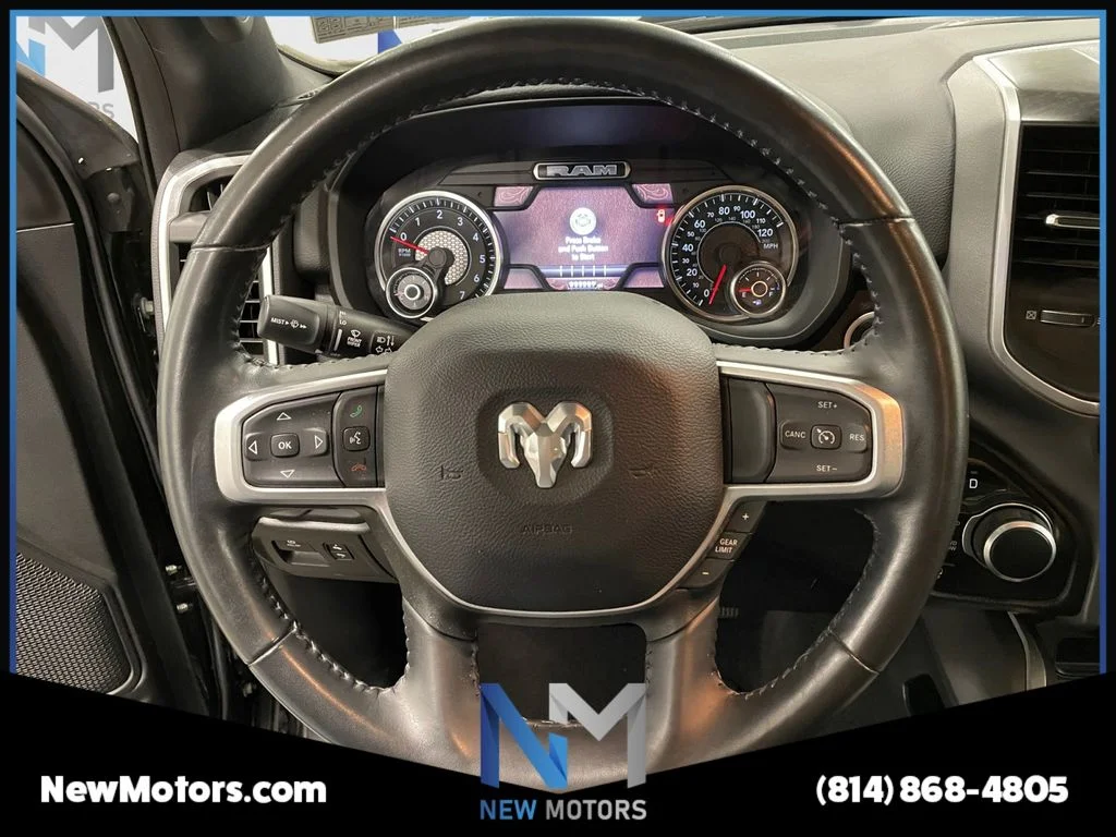 Used 2022 Diamond Black Ram Big Horn/Lone Star image 12