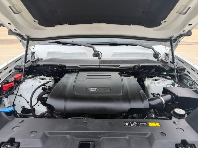 Certified Used 2024 White Land Rover S image 19
