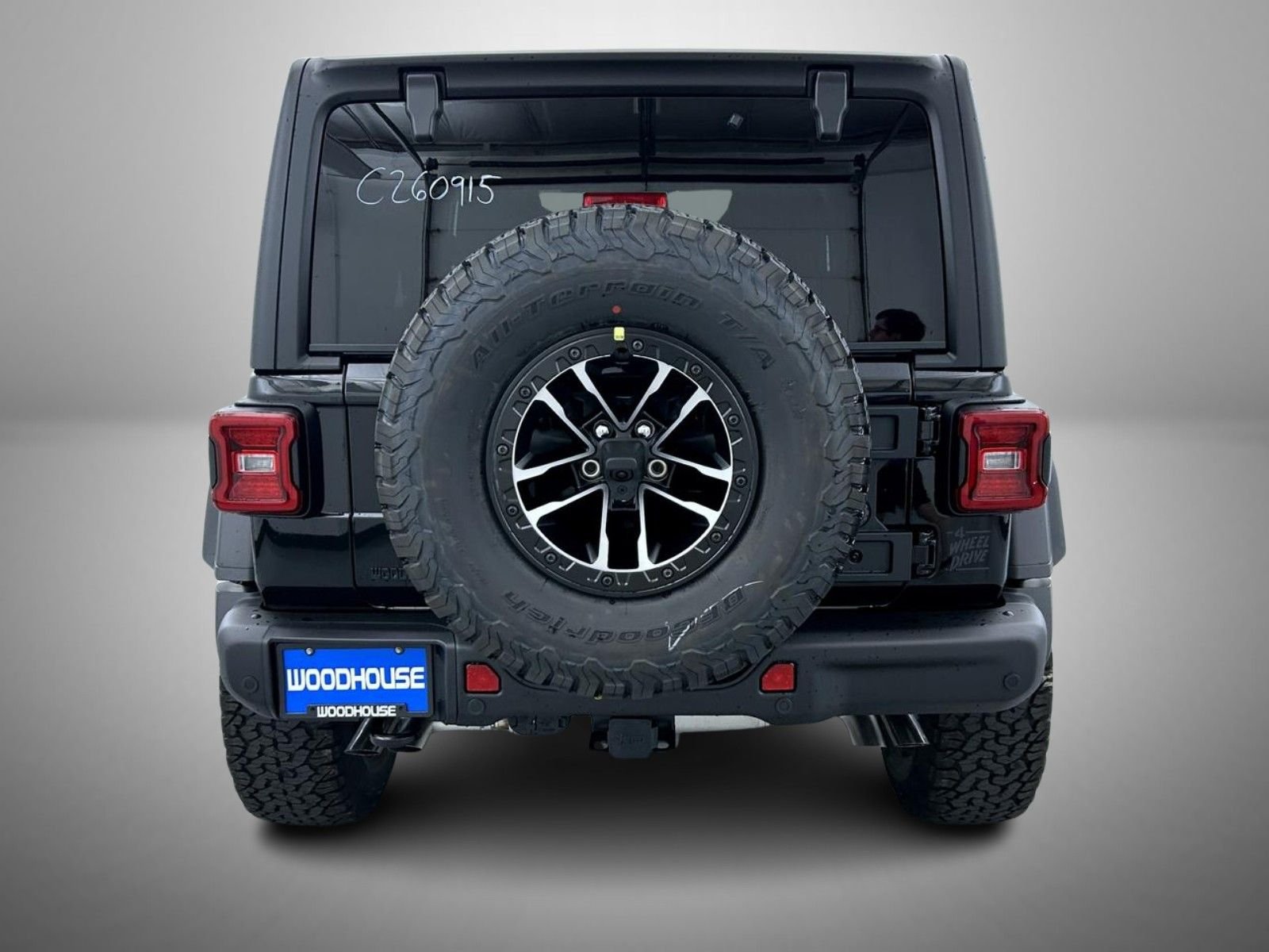 New 2026 Black Clear-Coat Exterior Paint Jeep Moab 392 image 6