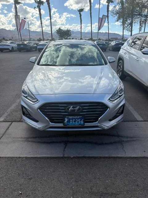 Used 2018 Symphony Silver Hyundai SE image 2