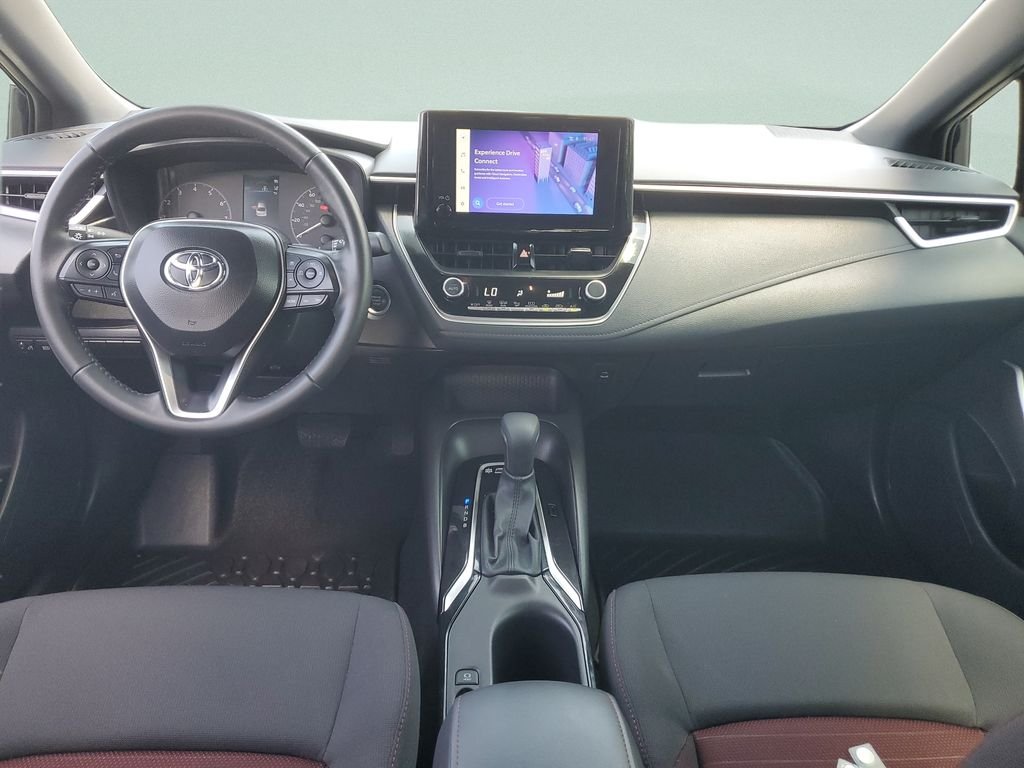 2025 Toyota Corolla SE - Photo 11