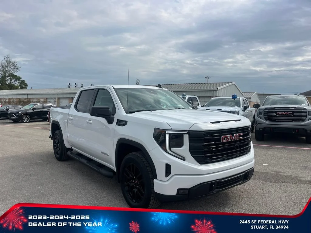 New 2026 Summit White GMC Elevation image 2