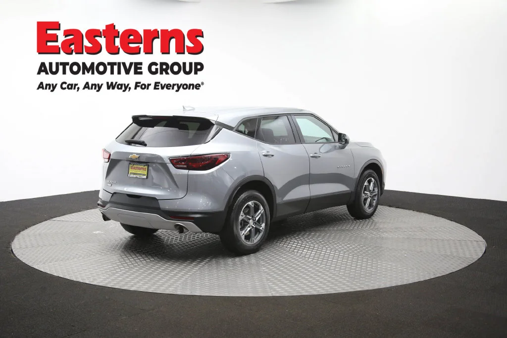 Used 2025 Gray Chevrolet LT image 44