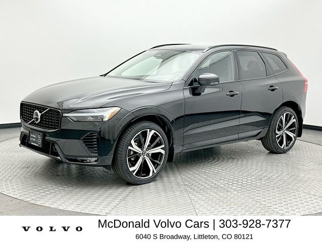 2023 Volvo XC60 B5 Ultimate Dark Theme