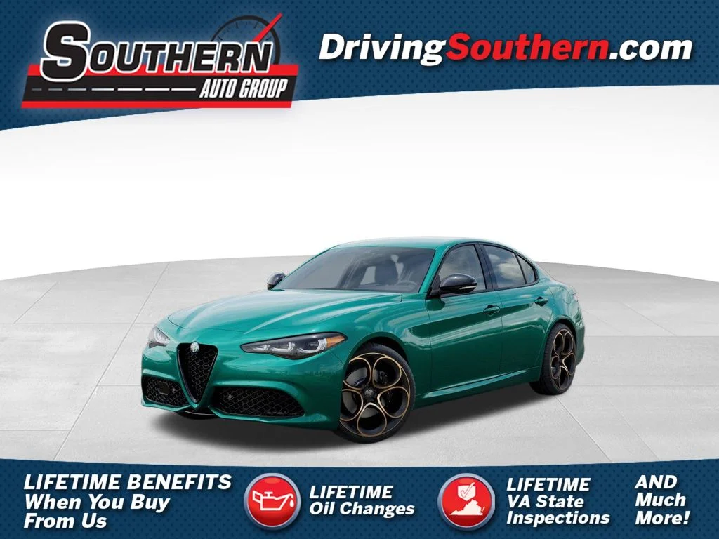 New 2025 Green Alfa Romeo Intensa image 1