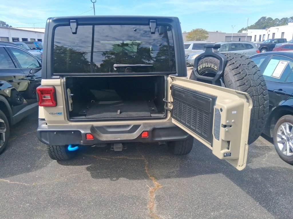 Used 2022 Beige Jeep Unlimited Sahara 4xe image 18