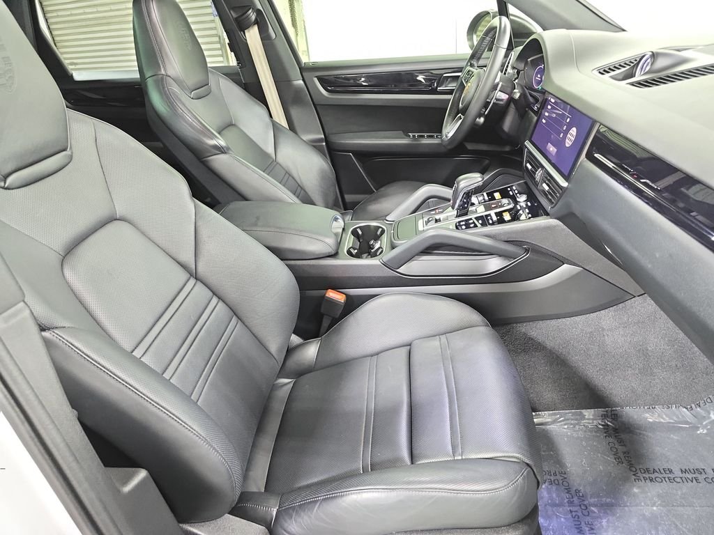 2022 Porsche Cayenne Platinum Edition - Photo 27