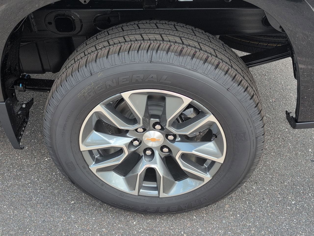 New 2026 Black Chevrolet LT image 31
