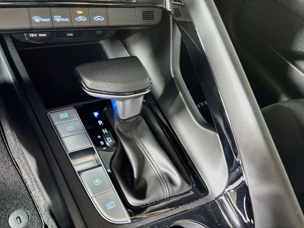 Used 2025 Fluid Metal Hyundai Blue image 17
