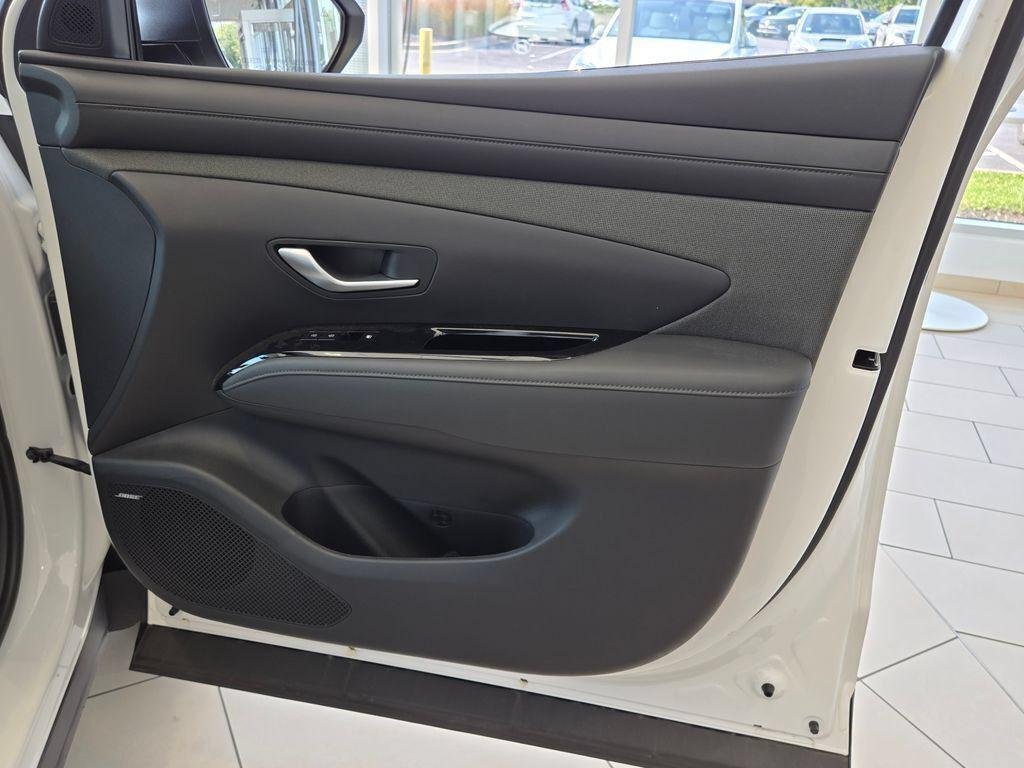 2025 Hyundai Santa Cruz Limited - Photo 8