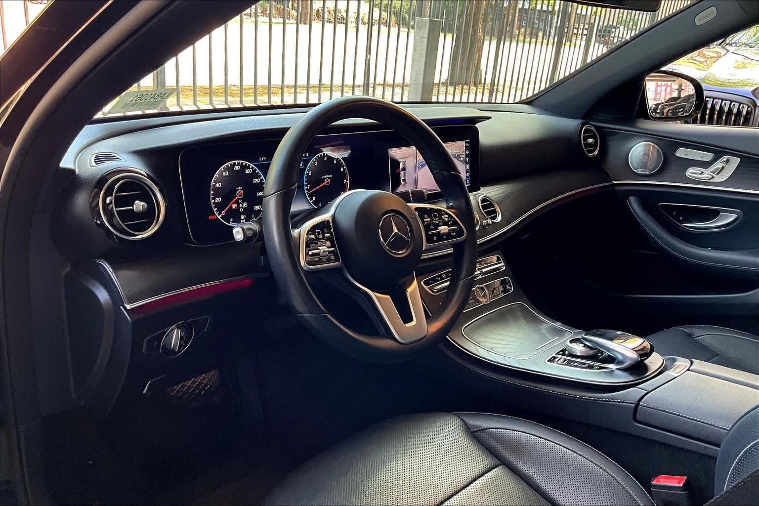 Used 2020 Black Mercedes-Benz E 450 image 17