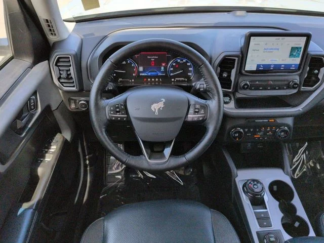 Used 2021 Green Ford Outer Banks image 16
