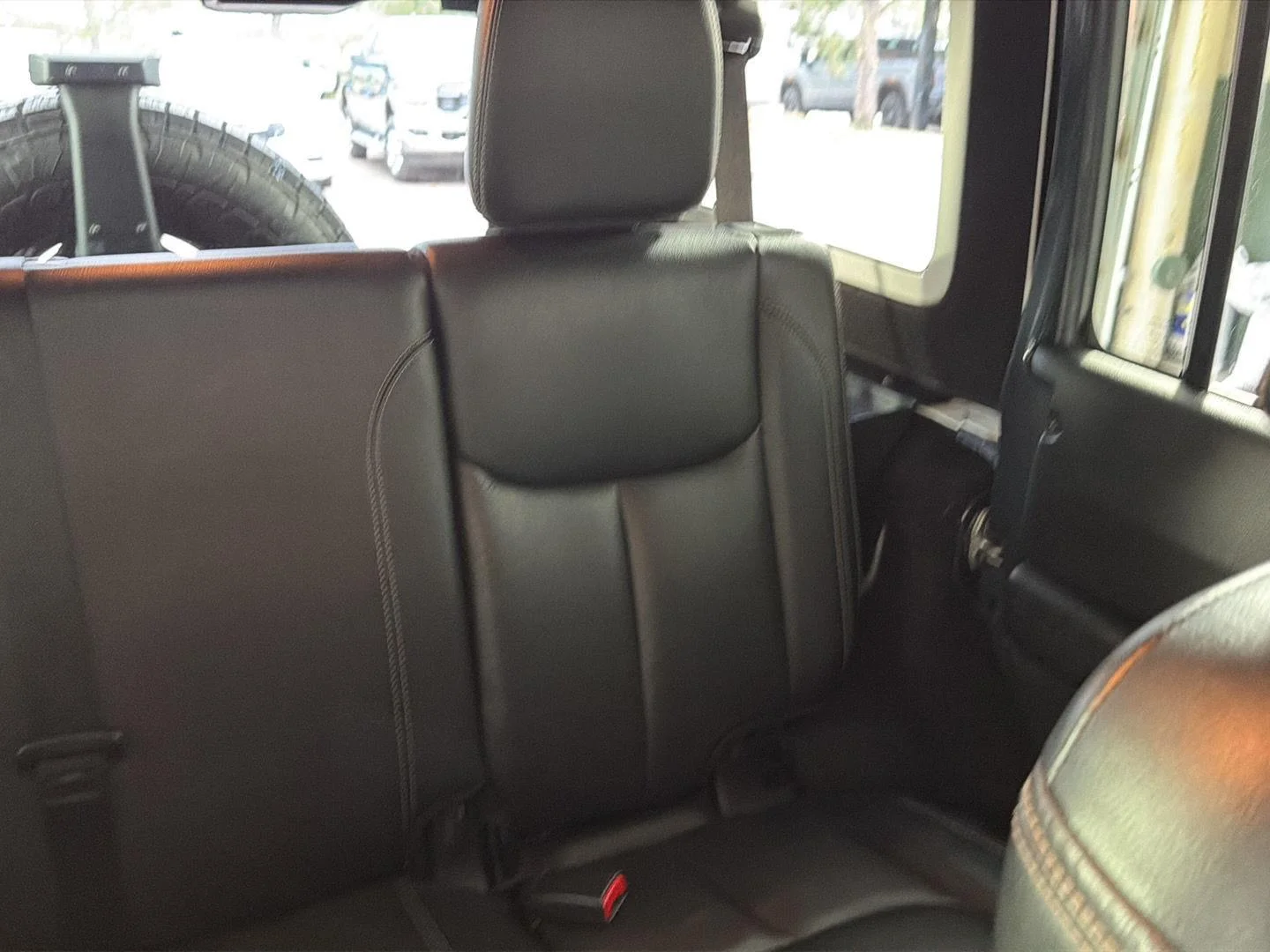 Used 2017 Rhino Clearcoat Jeep Rubicon Hard Rock image 29
