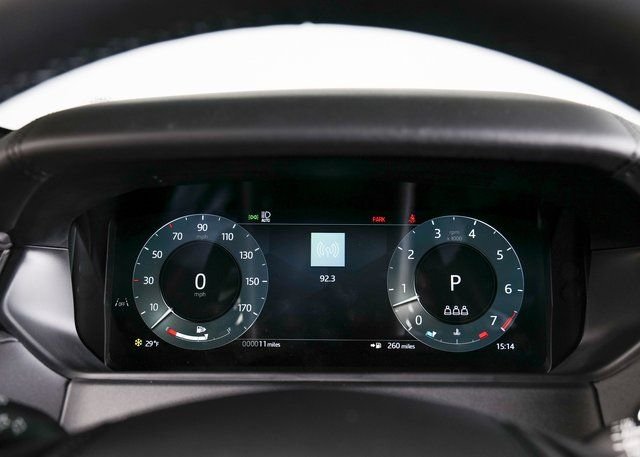 New 2026 Ostuni Pearl White Land Rover Dynamic SE image 16