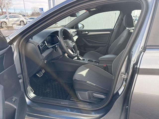 2026 Volkswagen Jetta Sport - Photo 11
