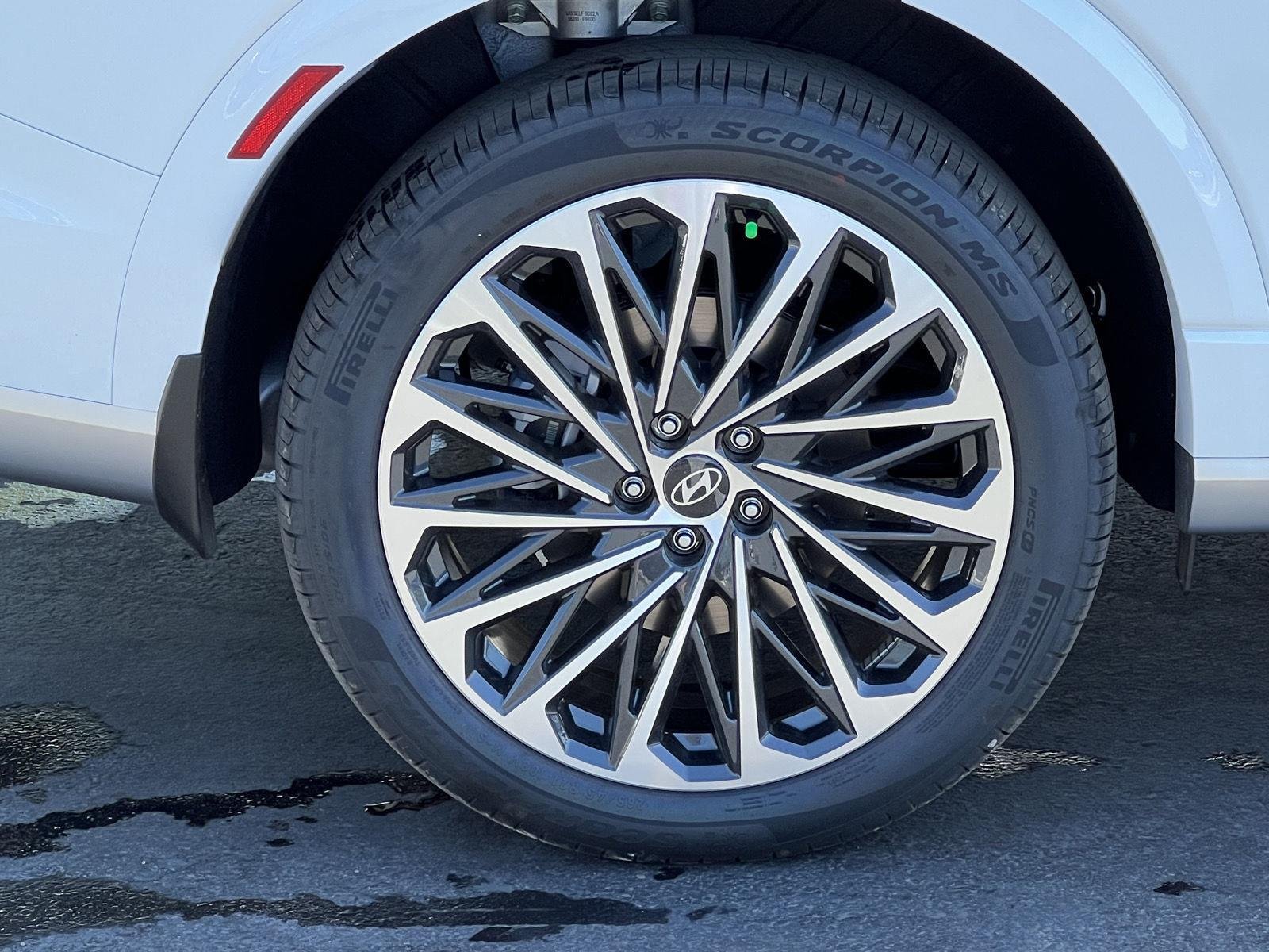 New 2026 Creamy White Pearl Hyundai Calligraphy AWD image 15