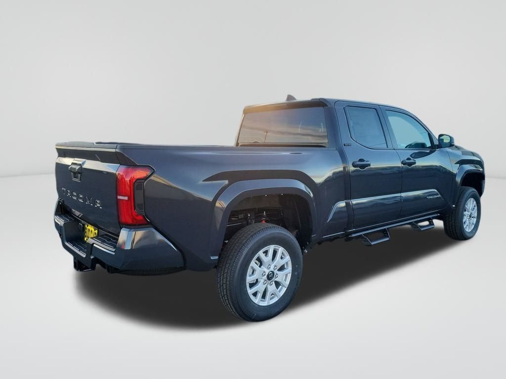 2025 Toyota Tacoma SR5 - Photo 6