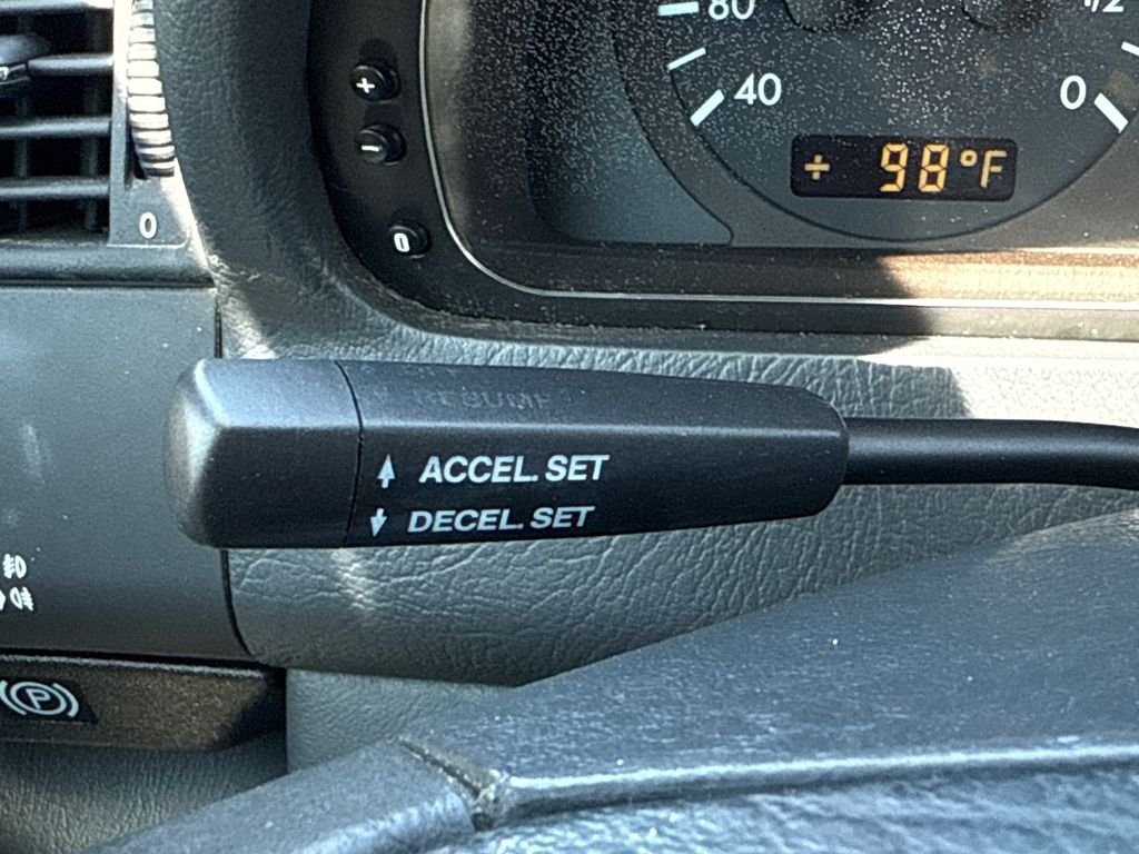 Used 1998 Glacier White Mercedes-Benz C 280 image 28