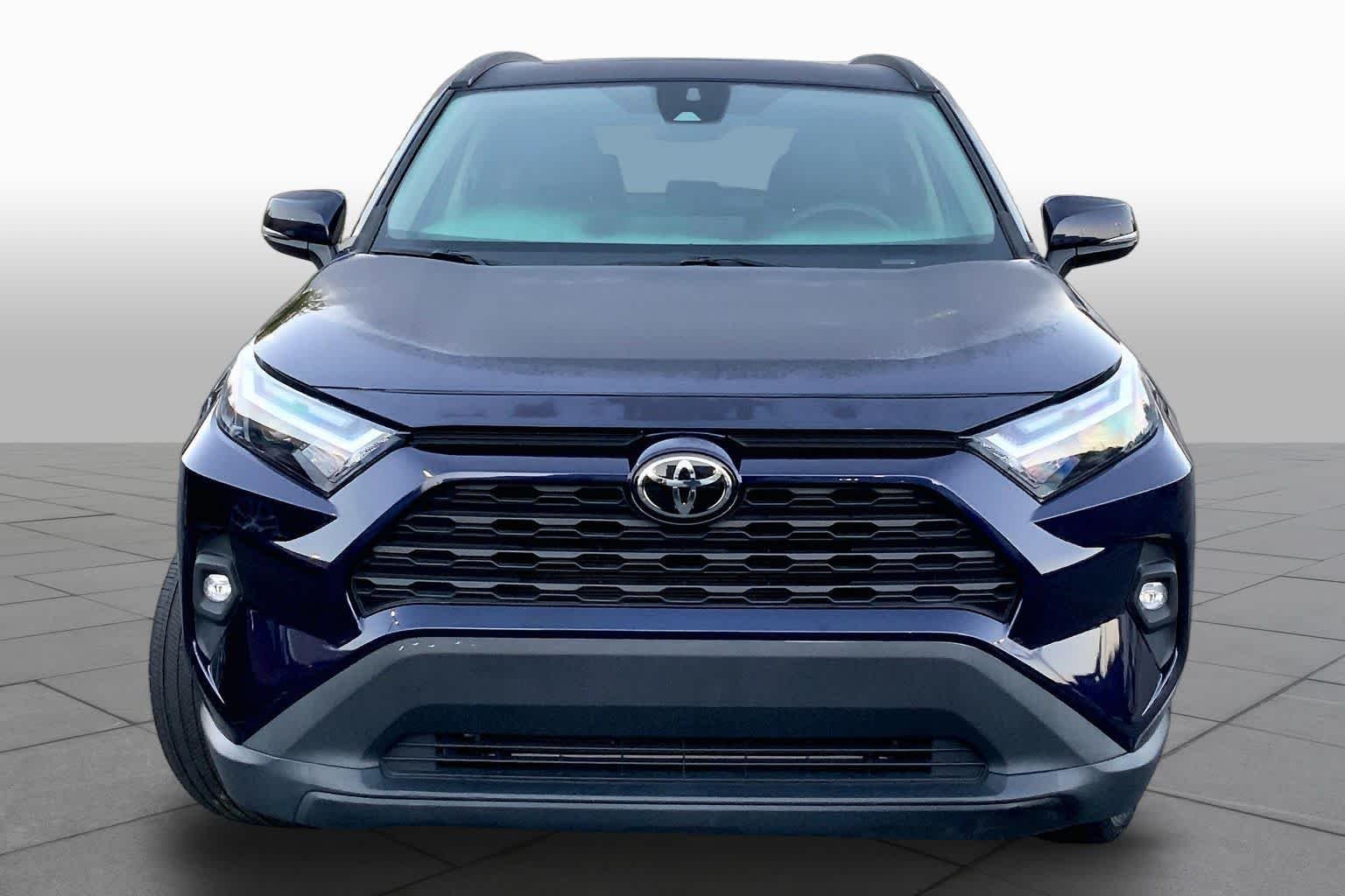Used 2022 Blueprint Toyota XLE Premium image 4
