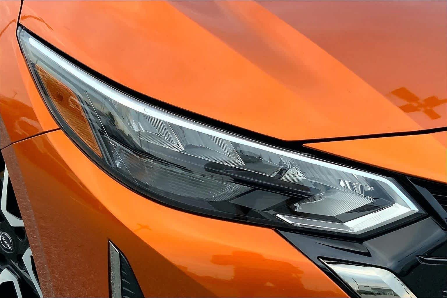 Used 2025 Monarch Orange Metallic/Super Black Nissan SR image 26
