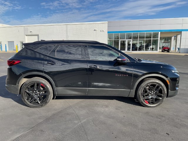 Used 2024 Black Chevrolet 3LT image 4