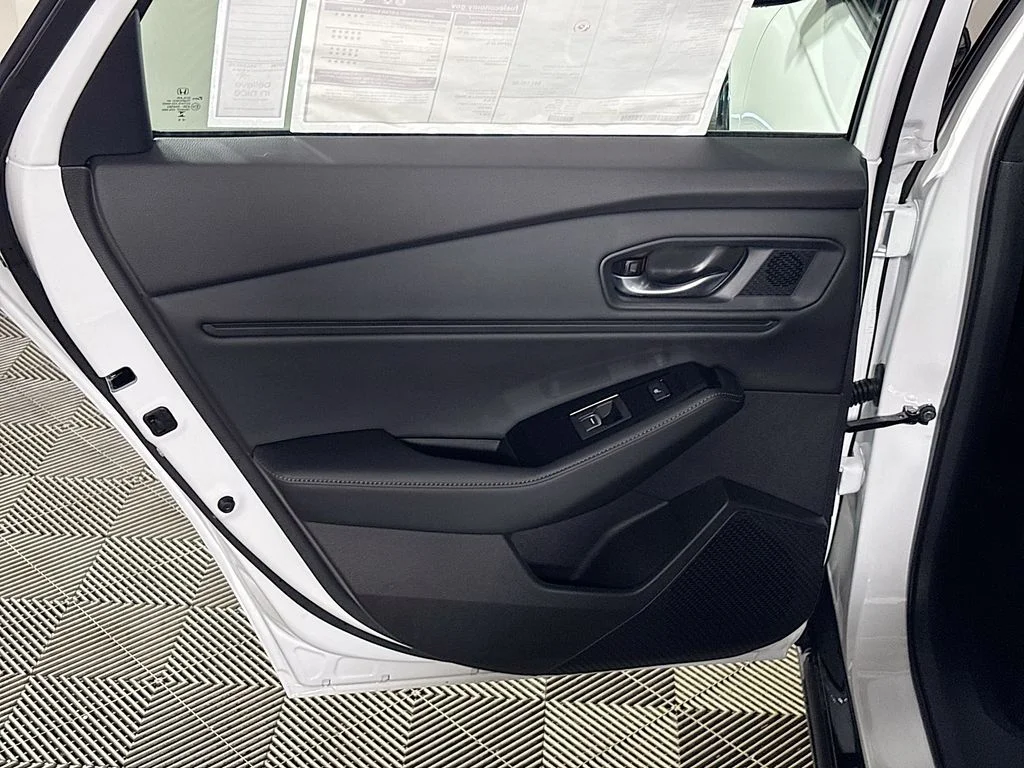 New 2026 Platinum White Pearl Honda Touring image 19