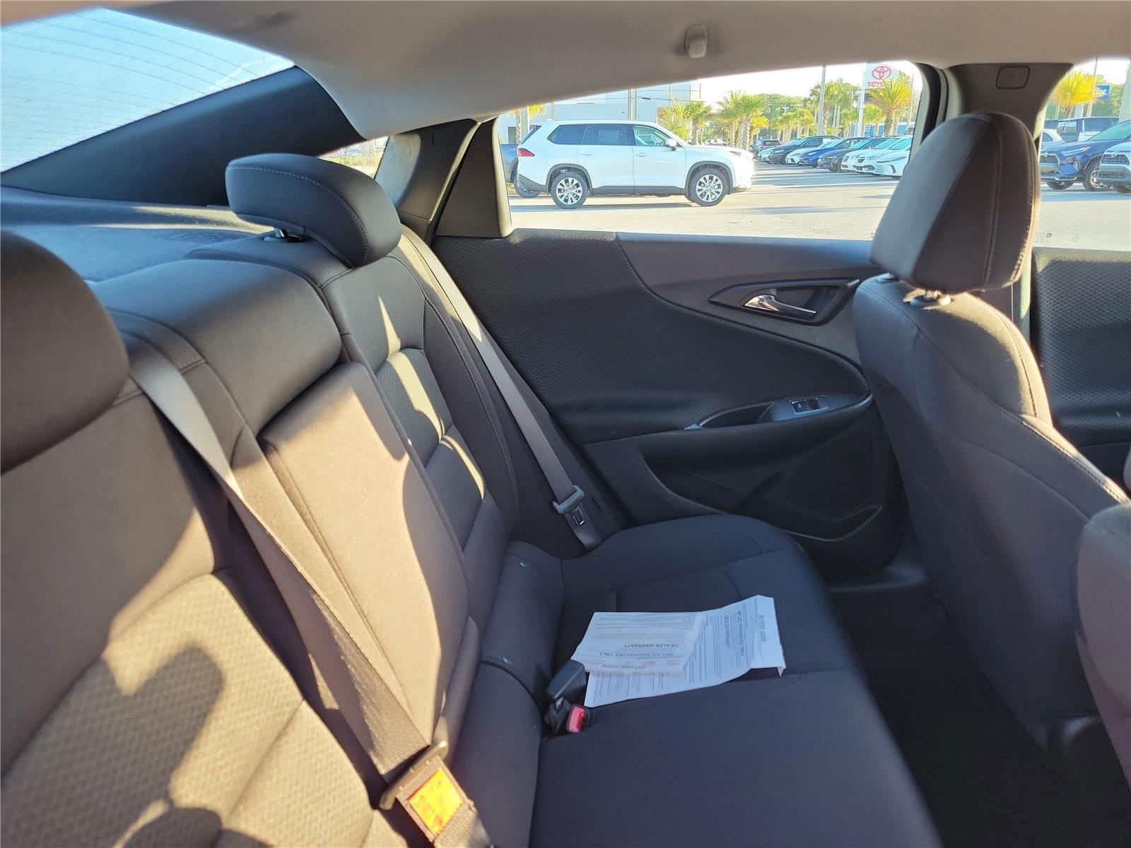 Used 2024 Summit White Chevrolet LT image 31