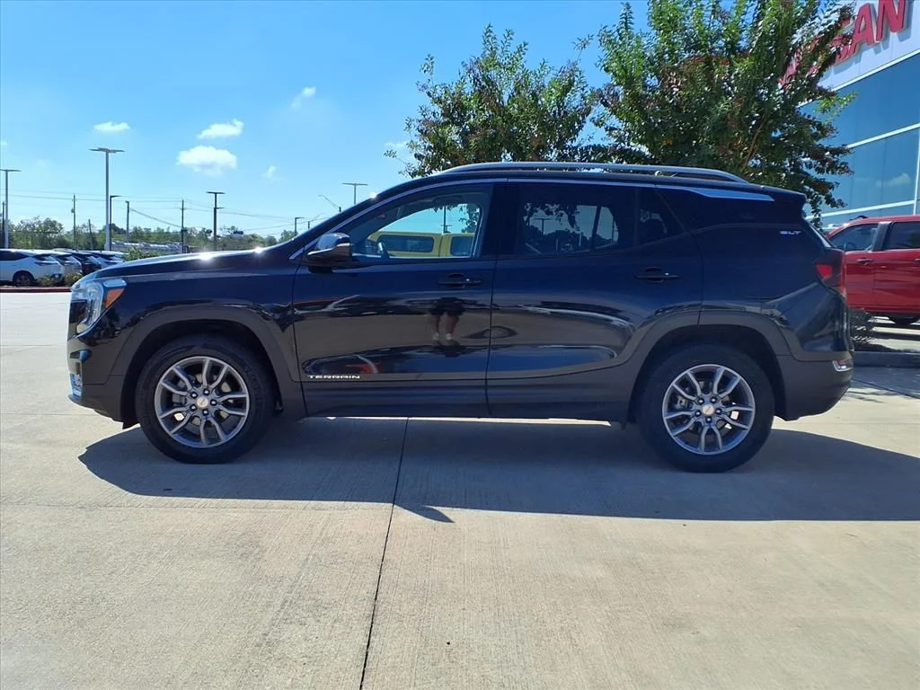 2023 GMC Terrain SLT - Photo 14