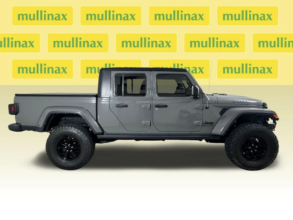 Used 2022 Gray Jeep Willys image 2