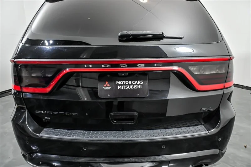 Used 2018 DB Black Crystal Clear Coat Dodge R/T image 8