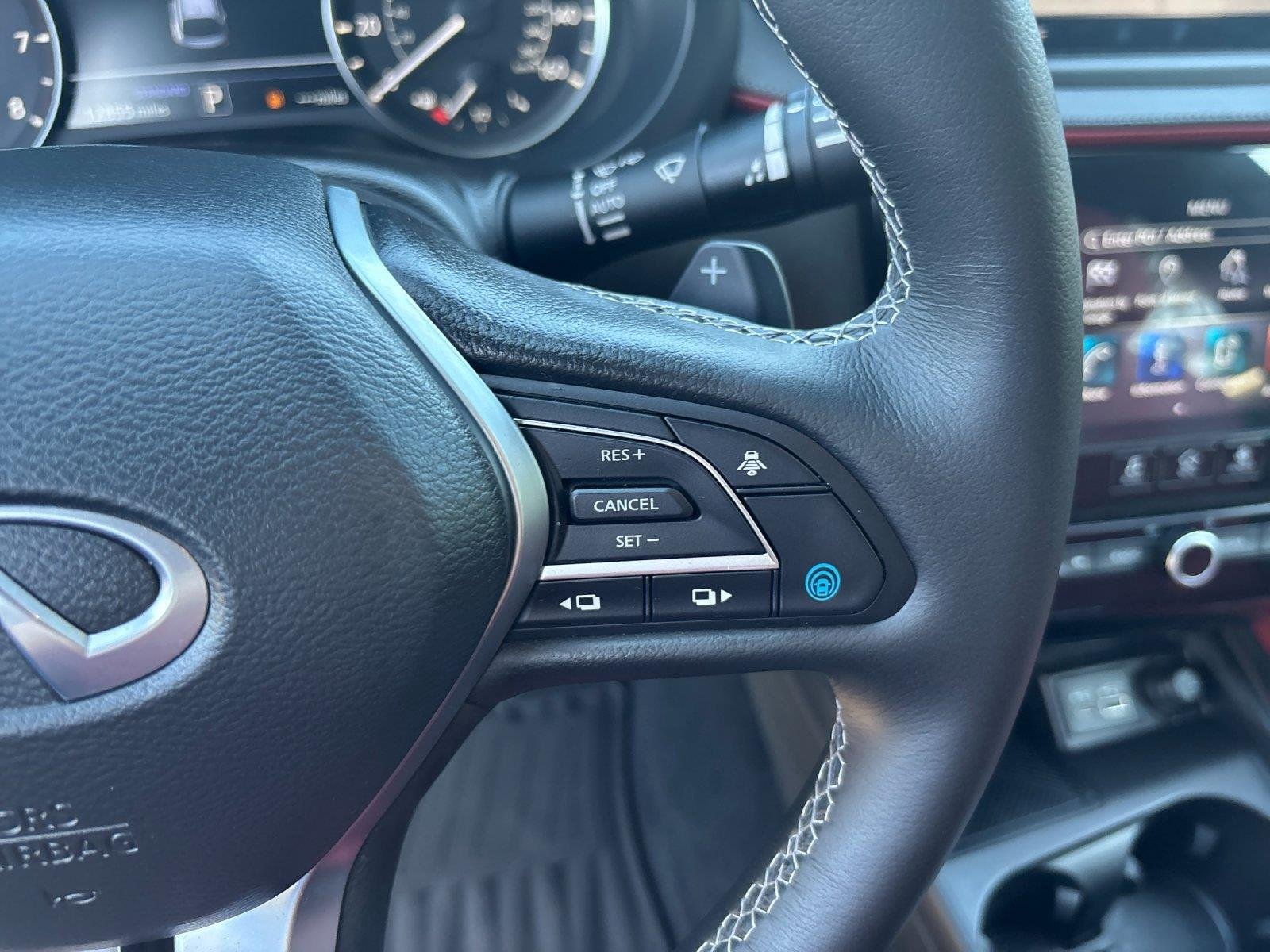 Certified Used 2025 Black Obsidian INFINITI SENSORY image 20