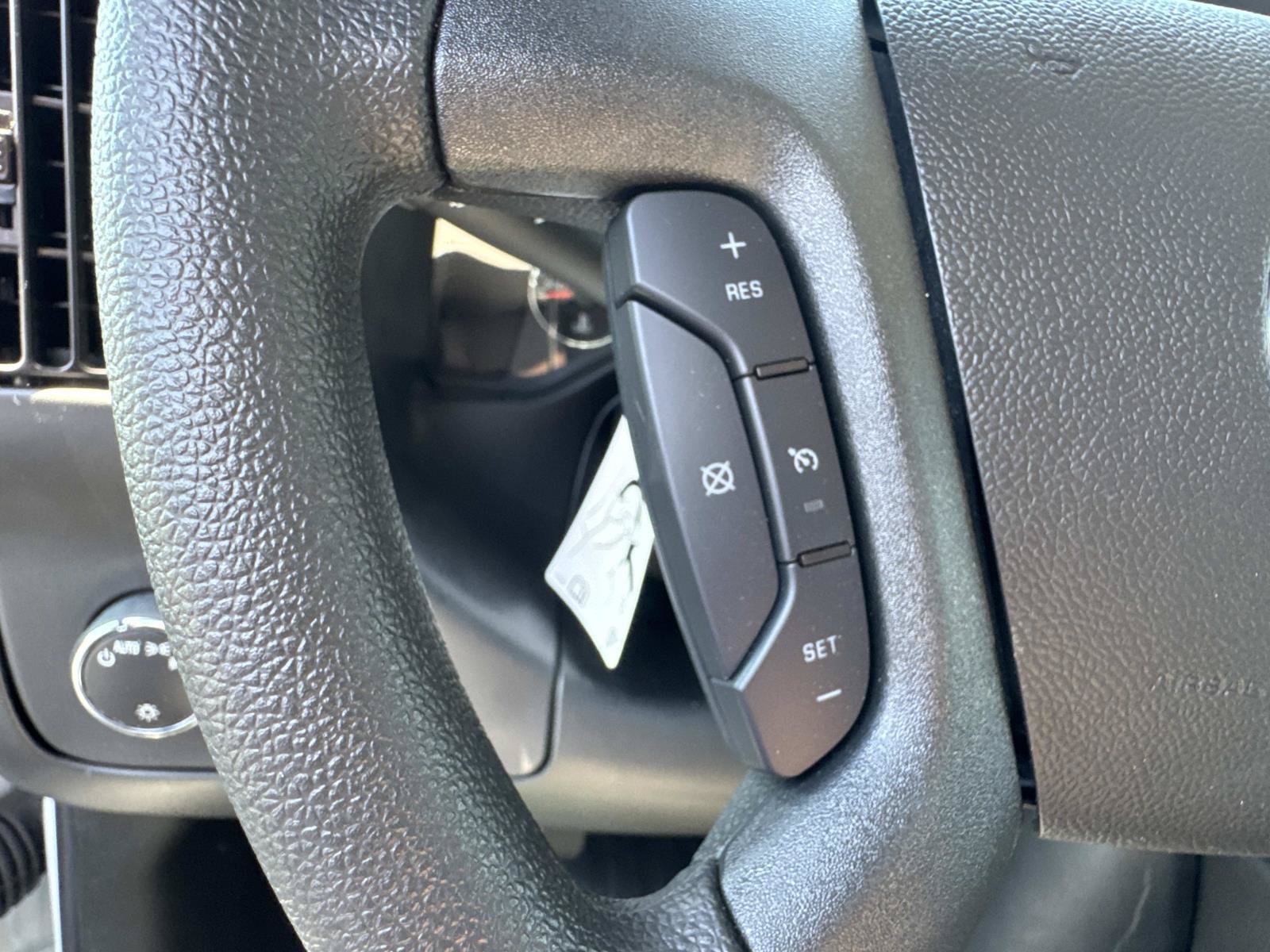 2025 GMC Savana Cargo Work Van - Photo 11