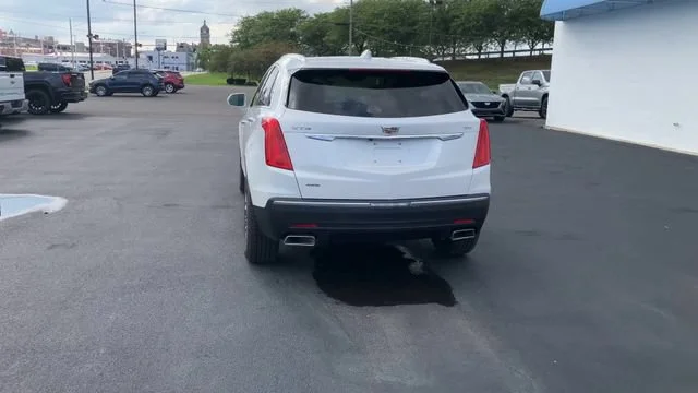 Used 2017 White Cadillac Luxury AWD image 7