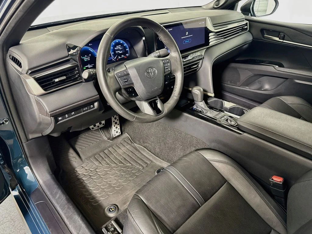 Certified Used 2025 Blu Toyota XSE image 9
