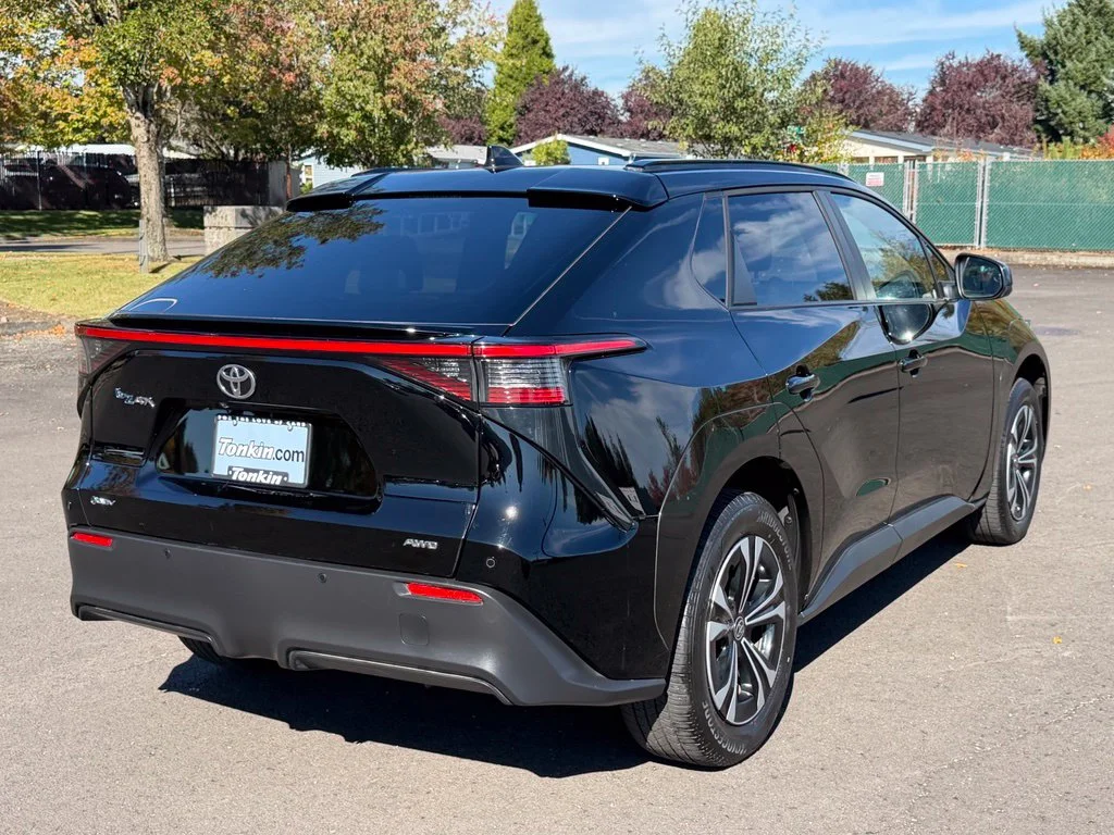 Used 2024 Black Toyota XLE image 8
