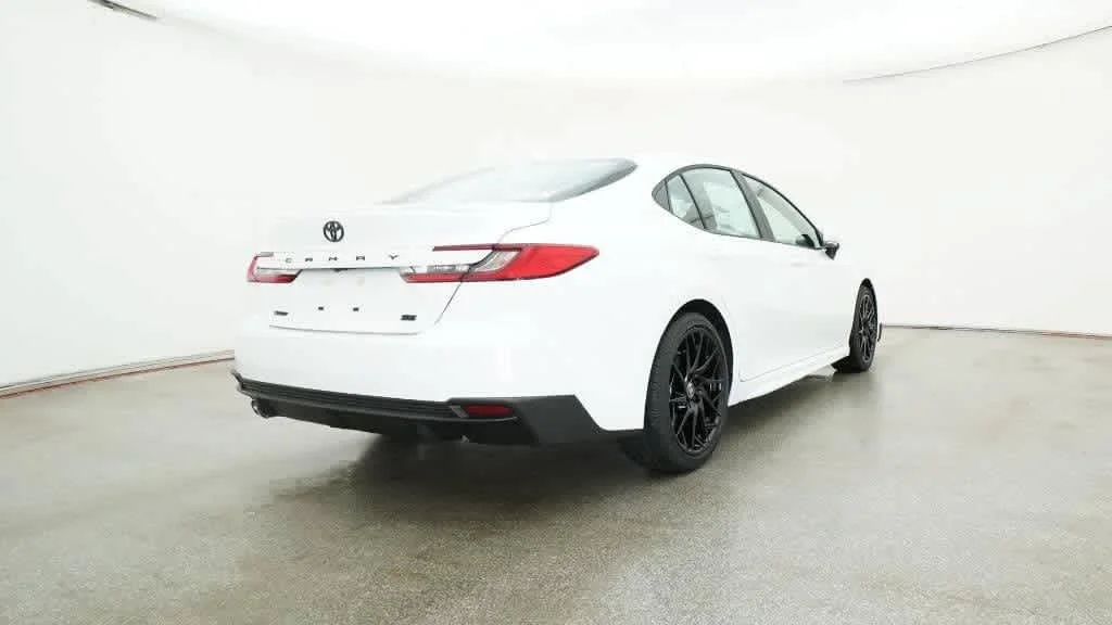 New 2026 Ice Cap Toyota SE image 24