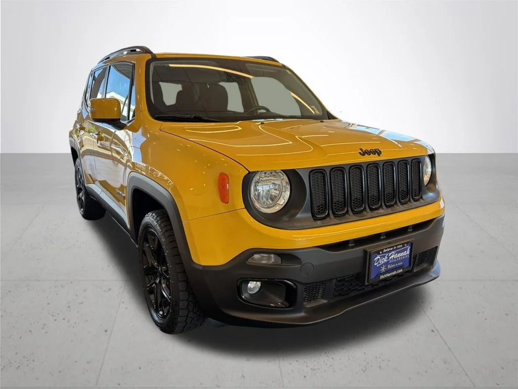 Used 2017 Yellow Jeep Latitude image 5