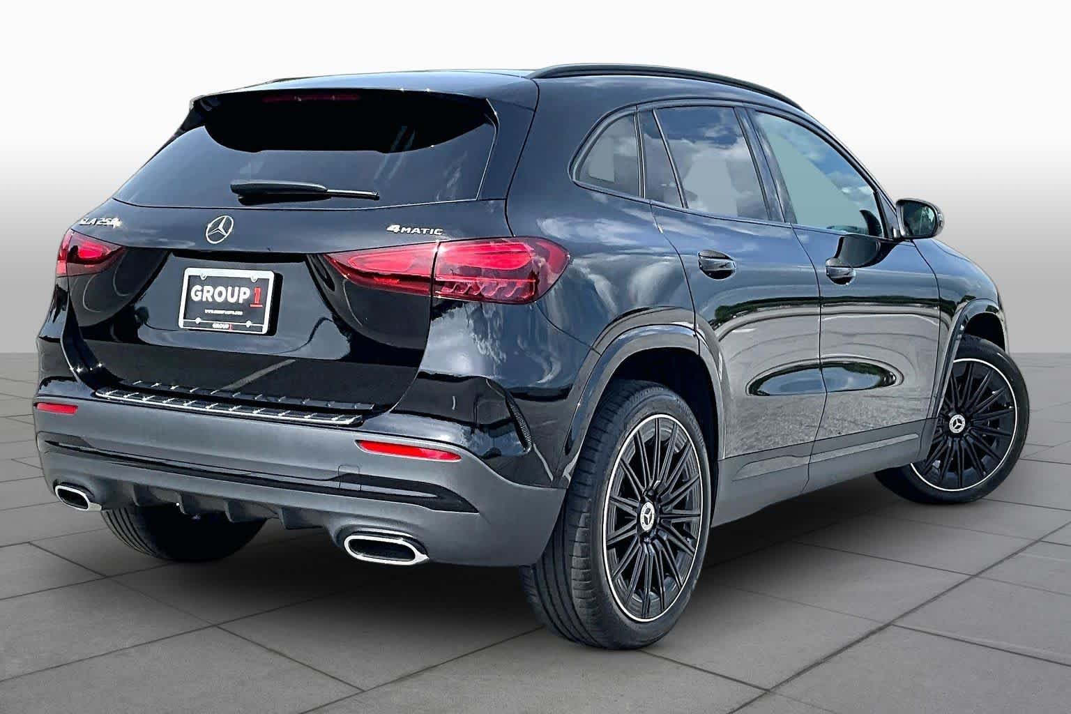 Used 2026 Night Black Mercedes-Benz GLA 250 image 14