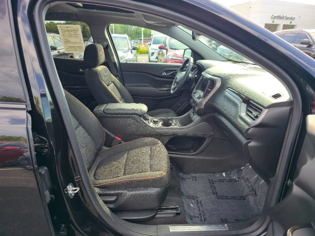 2023 GMC Acadia AT4 - Photo 30
