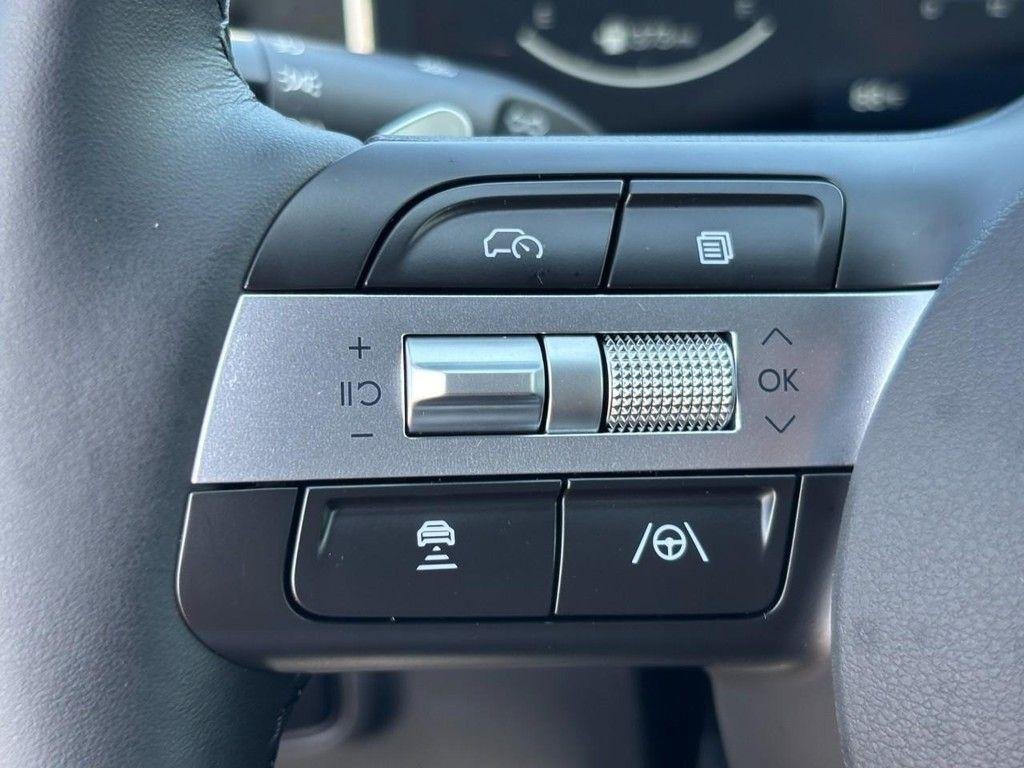 2025 Hyundai Santa Cruz Limited - Photo 12
