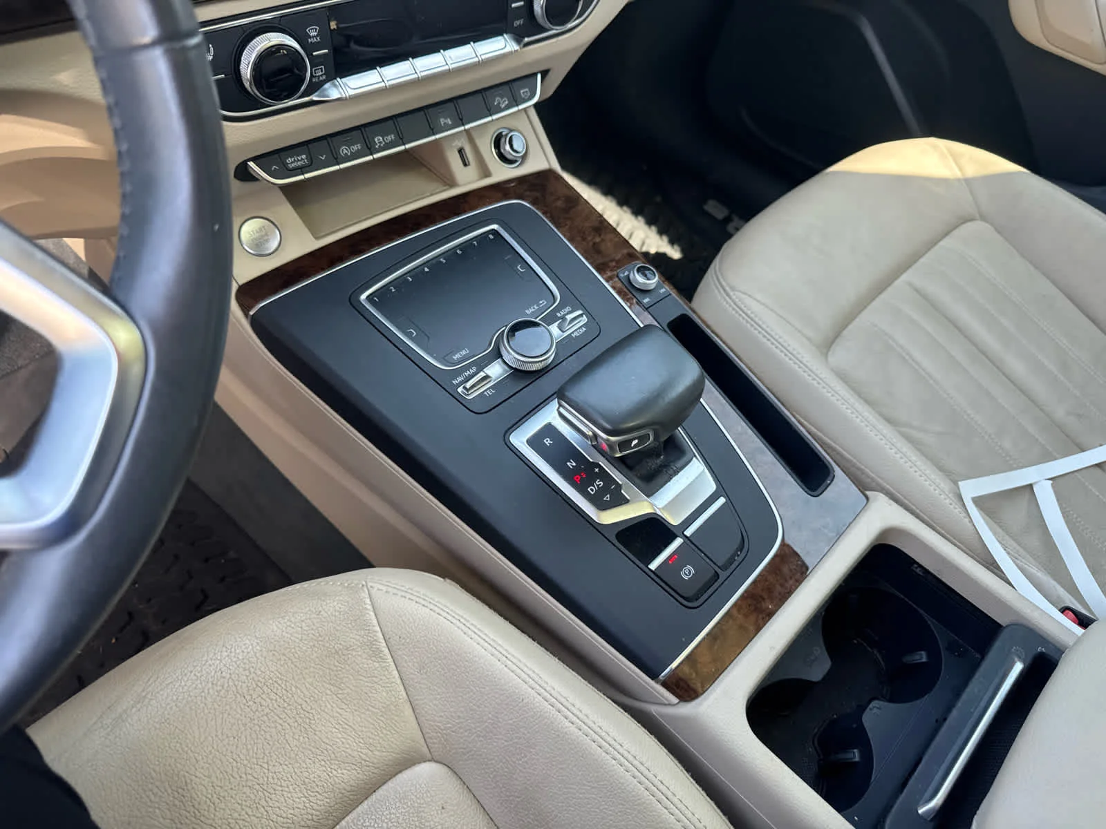 Used 2018 WHITE Audi Premium Plus image 12