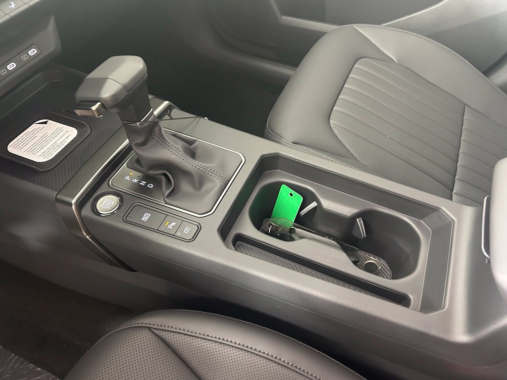 New 2027 Brown Kia X-Line S image 8