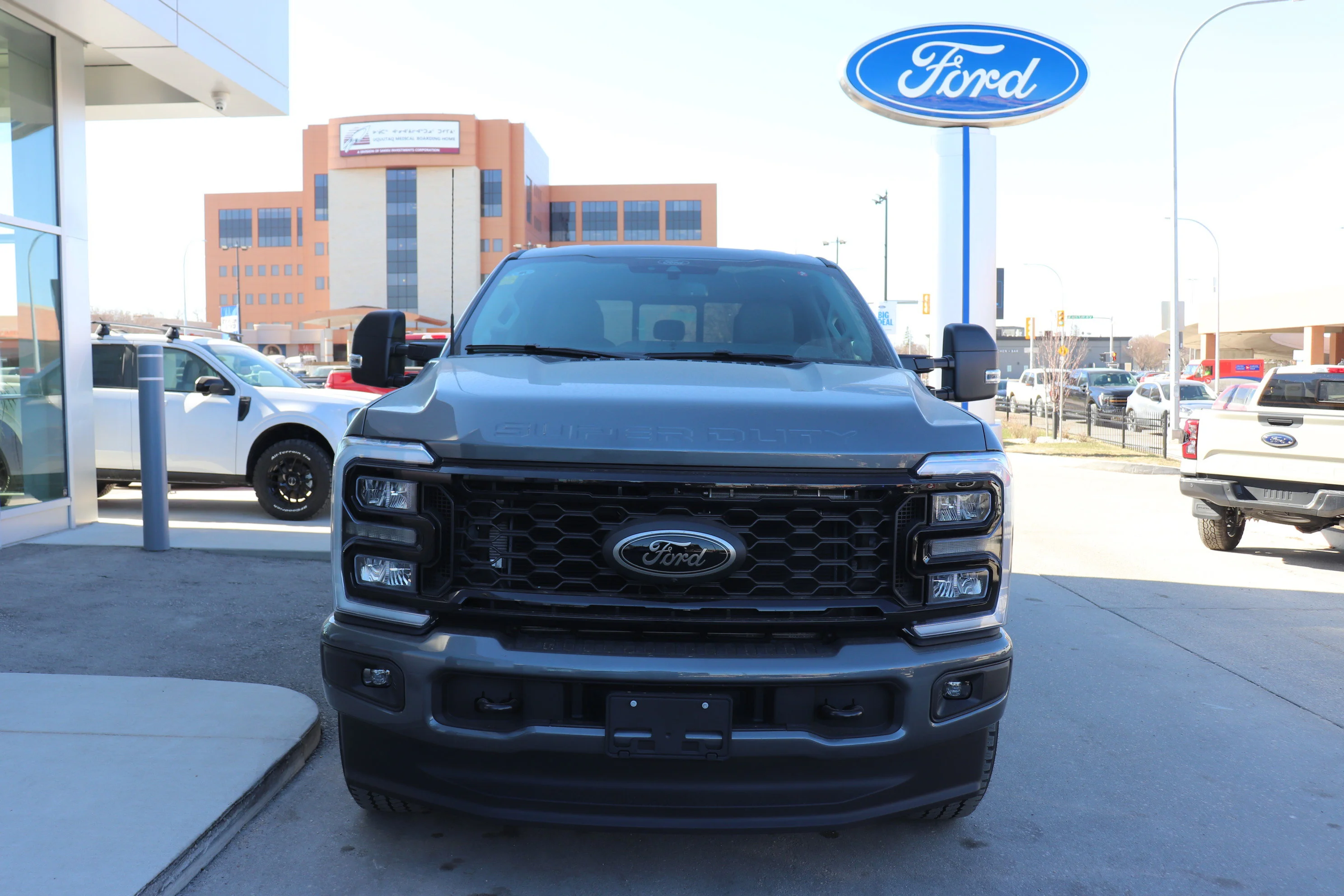New 2026 Carbonized Grey Metallic Ford XLT image 2