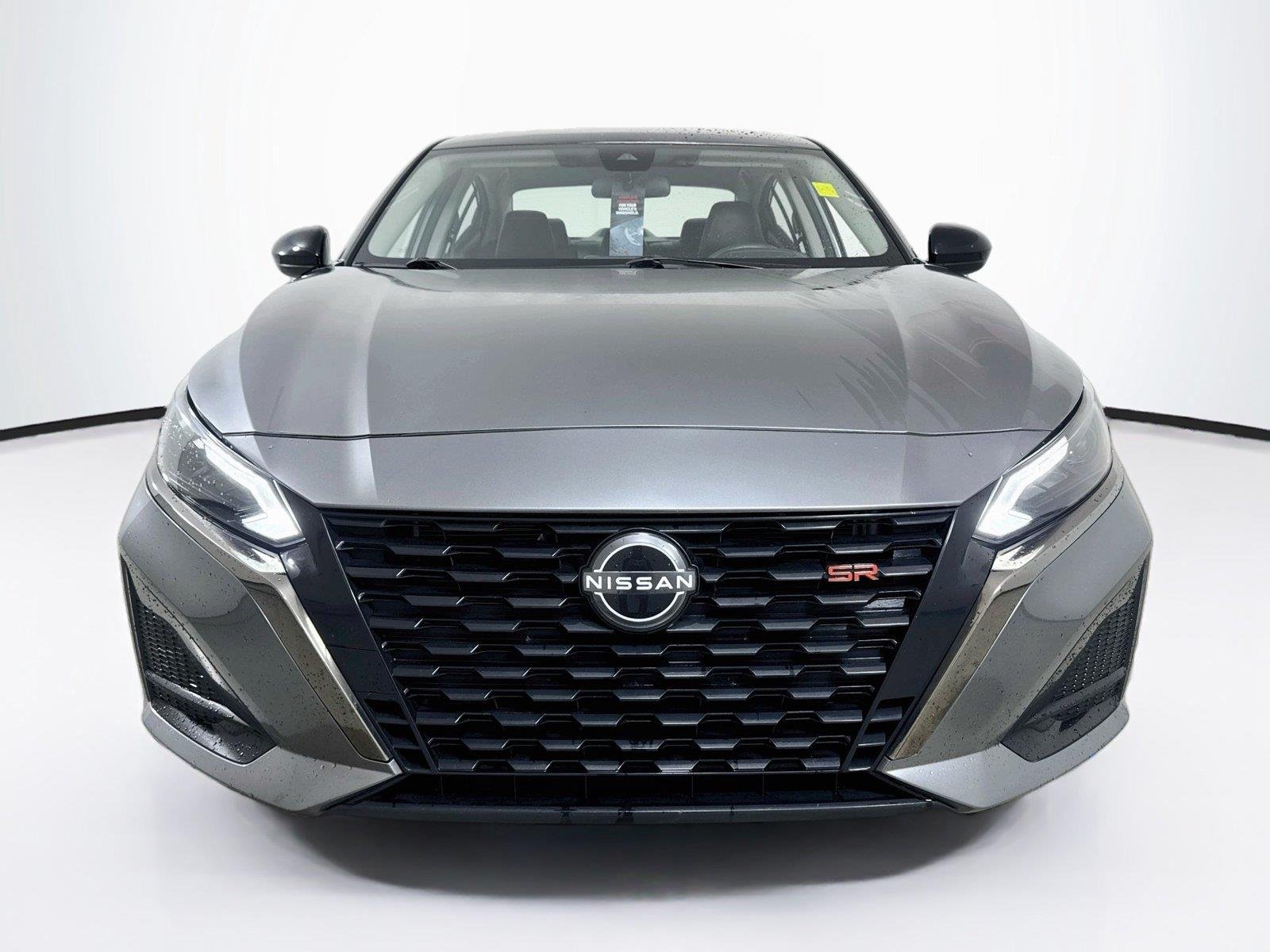 Used 2024 Gun Metallic Nissan 2.5 SR image 4
