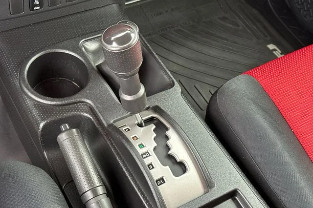 Used 2012 Red Toyota Base image 22